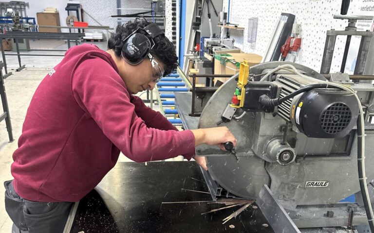 Mexikanische Mechatroniker von Job in Ostfriesland begeistert