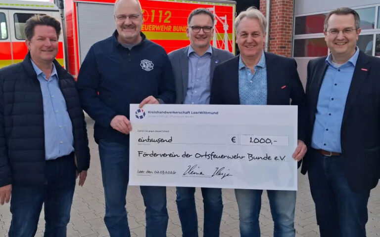Spendenübergabe an den Förderverein der Ortsfeuerwehr Bunde e.V.