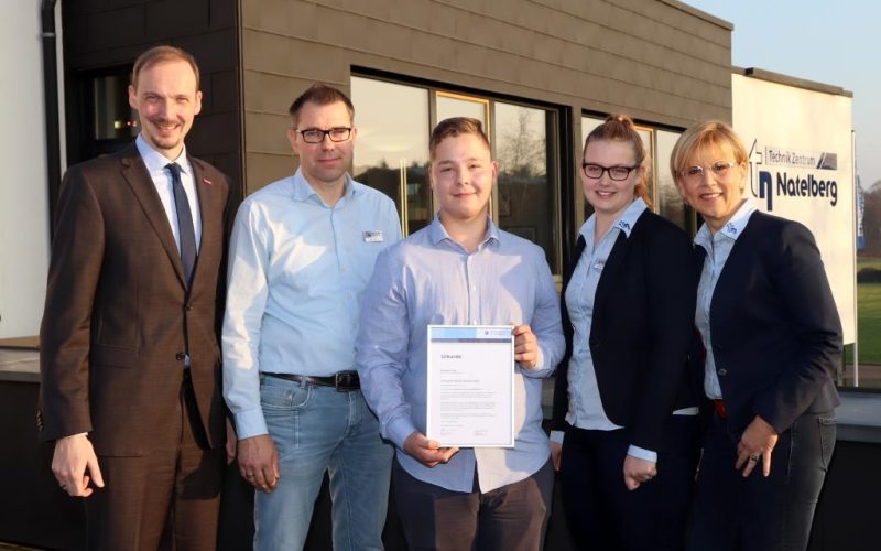 Elektroniker Benjamin Jung ist Lehrling des Monats