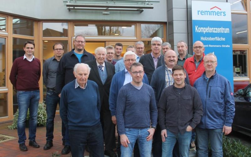 Tischler-Innung Leer besucht Remmers-Gruppe in Löningen am 06.11.19