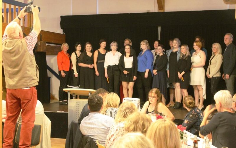 Gute Laune bei den freizusprechenden Friseuren in Leer